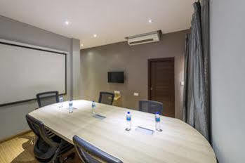 فندق Treebo Golden Pearl Koramangala بنغالور المظهر الخارجي الصورة